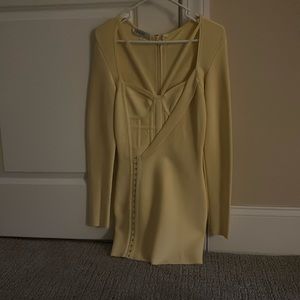 Beautiful yellow house of cb dress